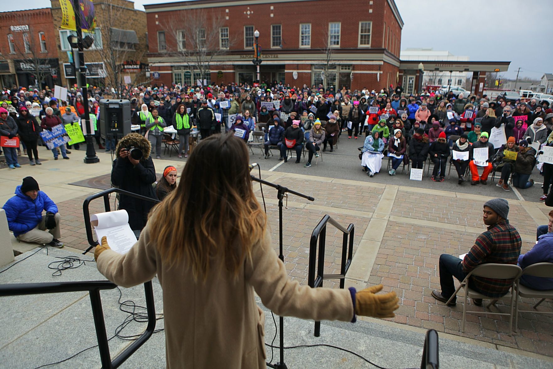 Hundreds turn out for March for Our Lives protest in downtown Valparaiso
